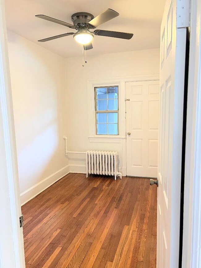 501 Peabody St NW unit 2, Washington, DC 20011 - photo 4