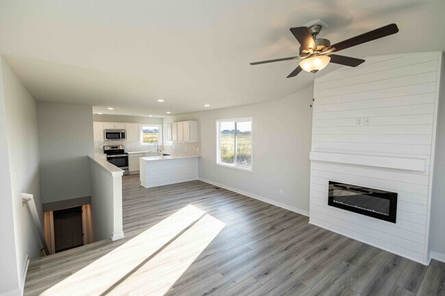 0 Y Ave unit 38704213, Grimes, IA 50111 - photo 5