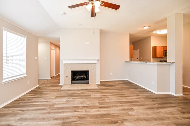 513 Colt Dr, Forney, TX 75126 - photo 4