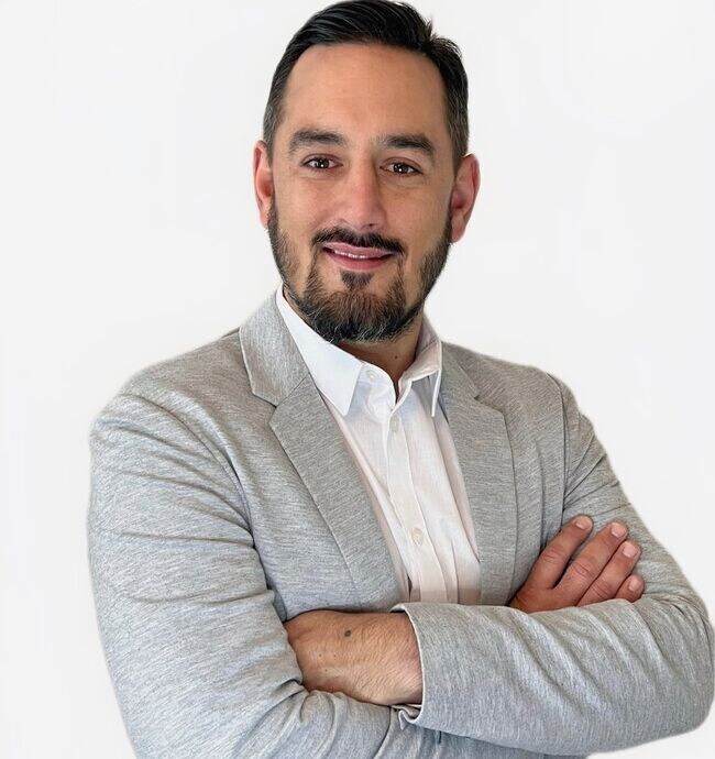 Ricky Tarbes Farrera