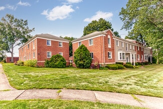 1600 Sunset View Dr W, Akron, OH 44320