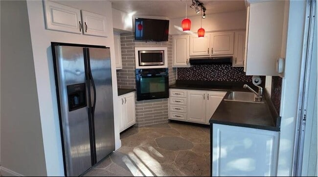 600 NW 38th Ct, Deerfield Beach, FL - photo 2