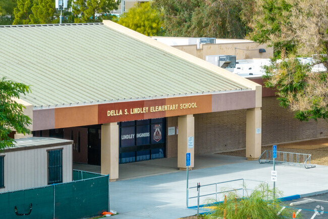 Della S. Lindley Elementary offers plenty of fun after school activities.