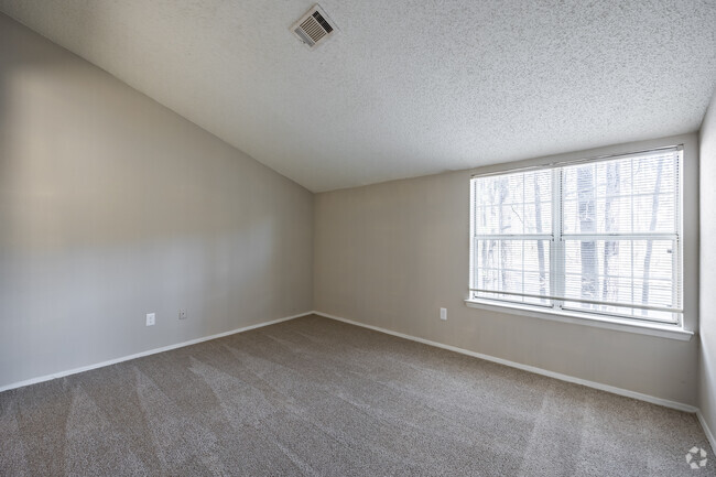 2BR, 2BA - 997SF