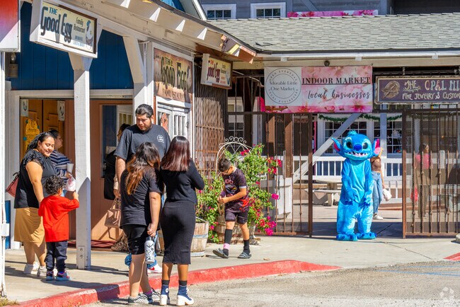 Alessandro residents enjoy the San Jacinto Certified Farmers Market on Sundays and Thursdays.