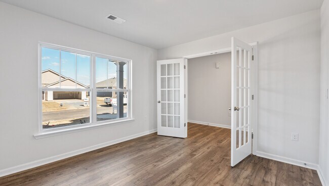 1645 Martingale Way, Roebuck, SC 29376 - photo 3