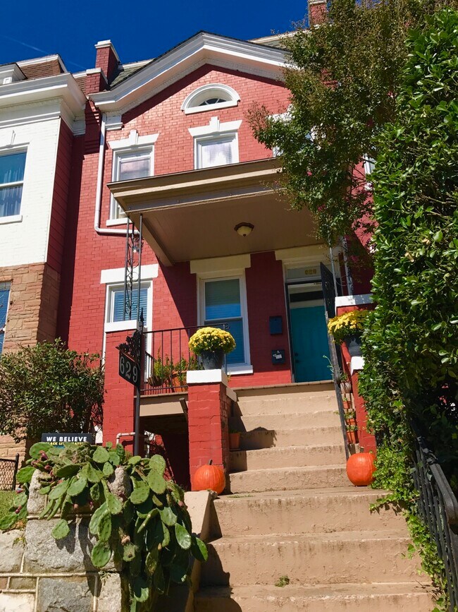 629 Quincy St NW Unit 2, Washington, DC 20011