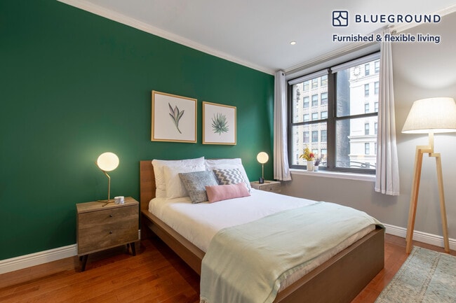 488 7th Ave unit FL10-ID143, New York, NY 10018 - photo 5