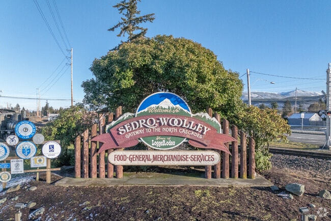 The vibrant community of Sedro-Woolley welcomes your arrival.