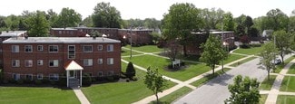 9755 Westview Dr, Parma, OH 44129