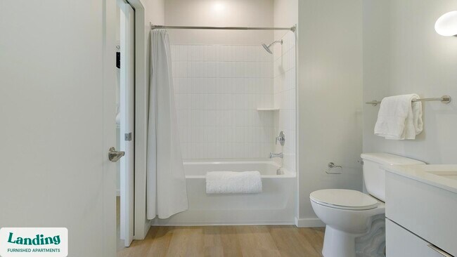 311 W Corporation St unit 3-212.1409562, Durham, NC 27701 - photo 3