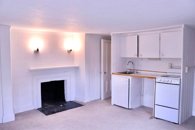 *Pictures are representative samples of the advertised unit. In some cases, the actual units you tou