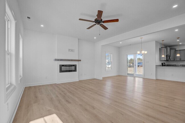 132 Poplar St unit 38066977, Vass, NC 28394 - photo 3