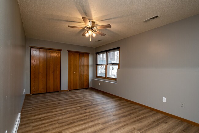 2213 9th St, Coralville, IA 52241 - photo 4