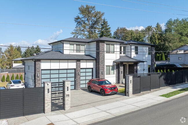 Newly built contemporary homes can be found throughout the Federal Way neighborhood of Adelaide.