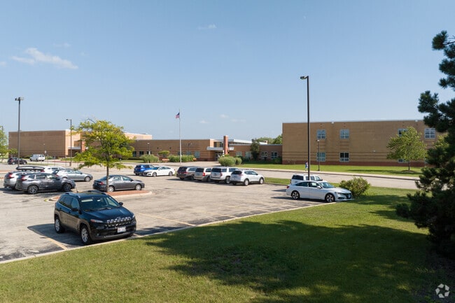 Scullen Middle School provides a well-rounded curriculum for its students.