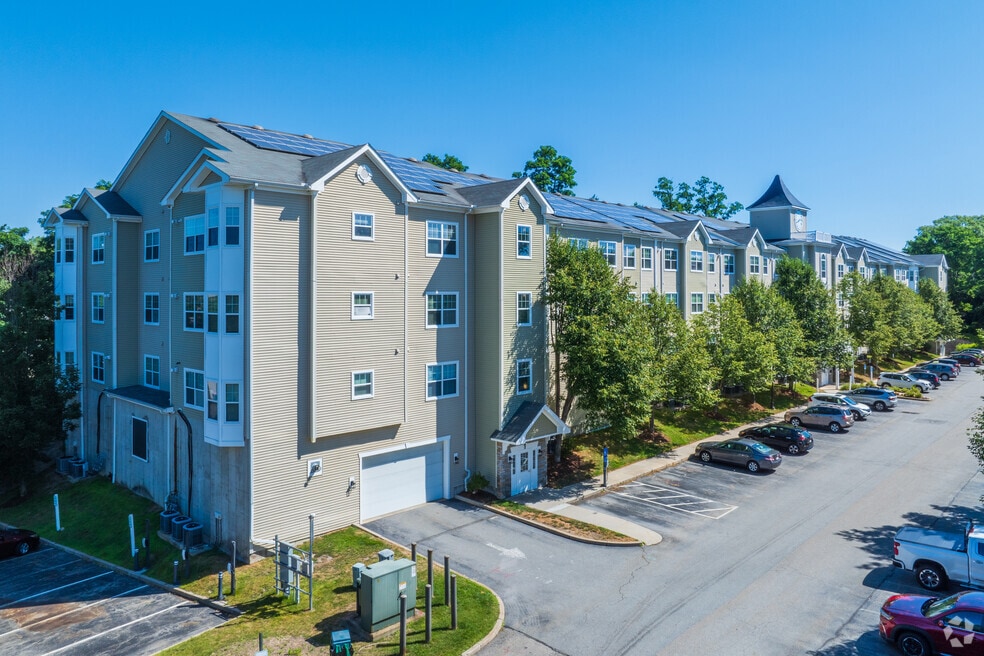 The Commons at Boston Road, Billerica, MA 01821 - photo 1