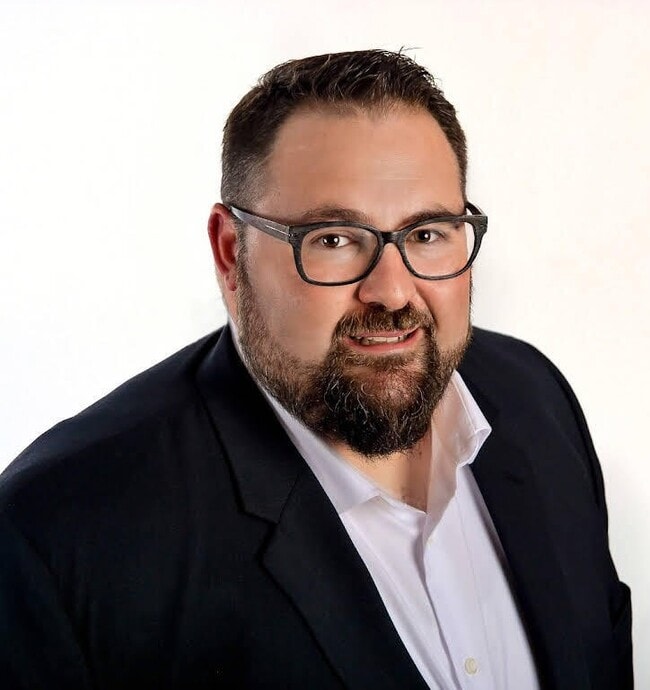 Agent Photo