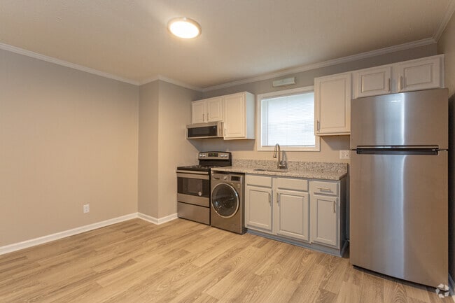 Flats on Main, Oxford, AL 36203 - photo 7