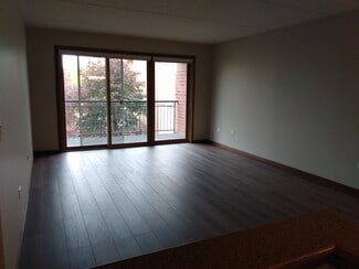 6441 W Warner Ave Unit 307, Chicago, IL 60634