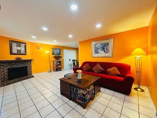 8871 Belmont St, Cypress, CA 90630