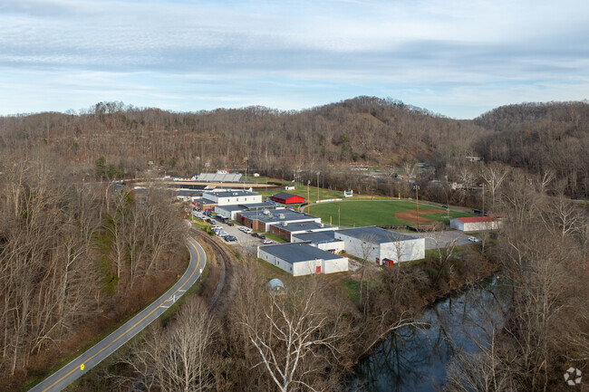 Wayne Middle School is part of the Wayne County School system.