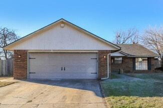 2917 Greenfield Dr, Edmond, OK 73012