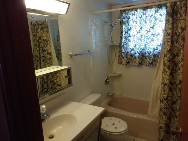 718 Jennifer Ct unit 718, Chippewa Falls, WI 54729 - photo 3