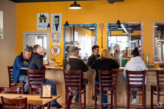 Enjoy an home brewed ice cold beer by tap in Emmaus at Yergey Brewing.