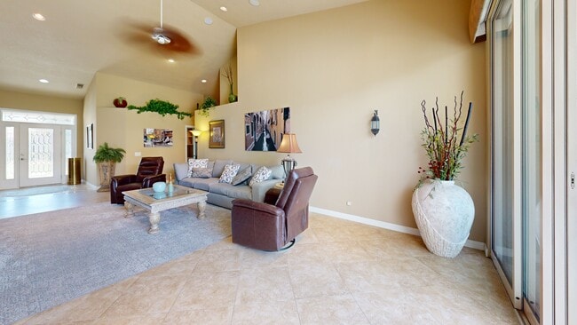 401 Cypress Point Dr, Palm Desert, CA 92211 - photo 2