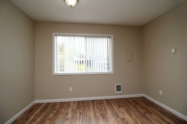 4609-4609 NE Killingsworth St unit 4609 - 12, Portland, OR 97218 - photo 7