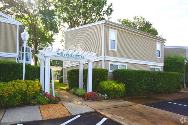 Sea Pines, Virginia Beach, VA 23451 - photo 6