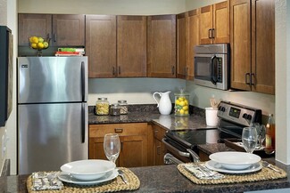 2200 Plymouth Rd, Minnetonka, MN 55305