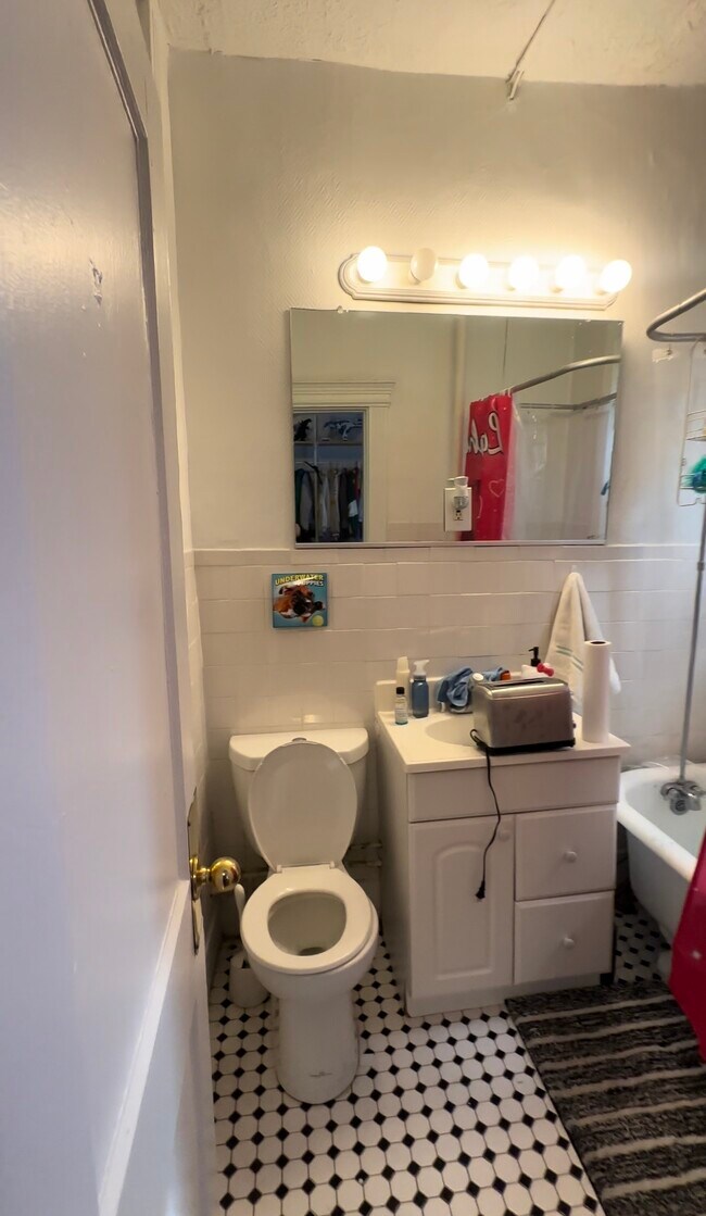 132 Hemenway St unit 11, Boston, MA 02115 - photo 5
