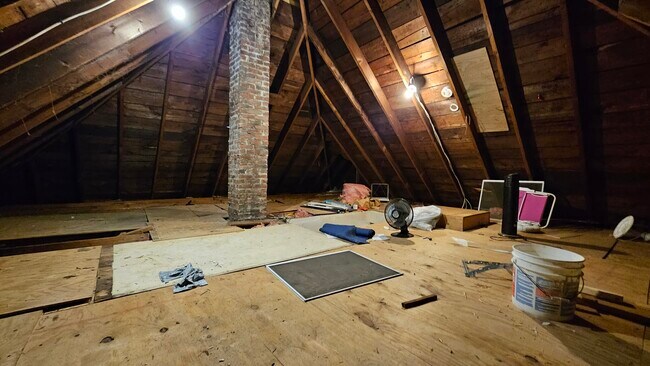 52 Greycliff Rd, Brighton, MA 02135 - photo 3