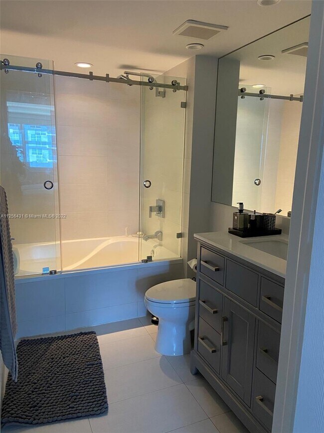 The Mark on Brickell unit 1808, Miami, FL 33131 - photo 7