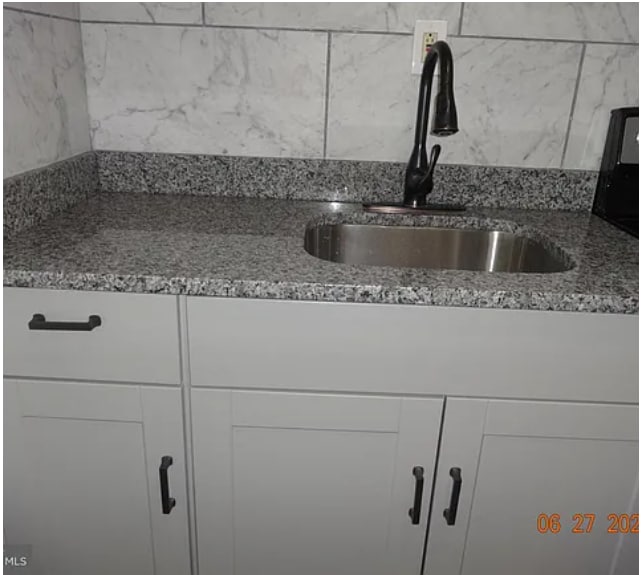 2824 31st St SE unit Naylor Gardens, Washington, DC 20020 - photo 3