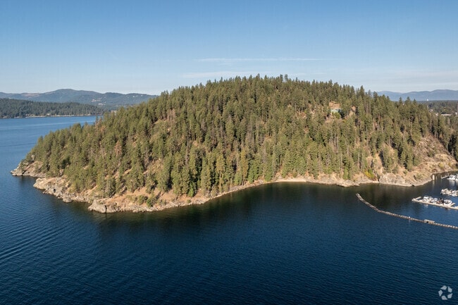 Adjacent to Sanders Beach, Tubbs Hill is a natural area with scenic trails and overlooks.