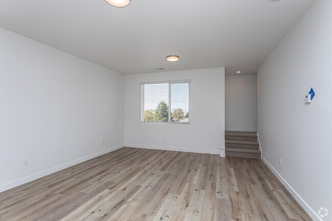 2BR, 2.5BA - 1,267SF