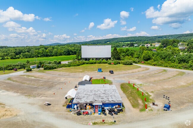 The Mahoning Drive-In Theater offers open-air seating for families in Mahoning Township.