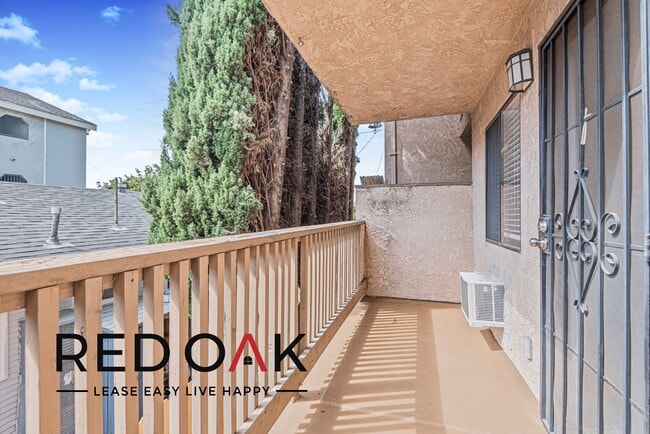 1542 Orizaba Ave unit 5, Long Beach, CA 90804 - photo 3