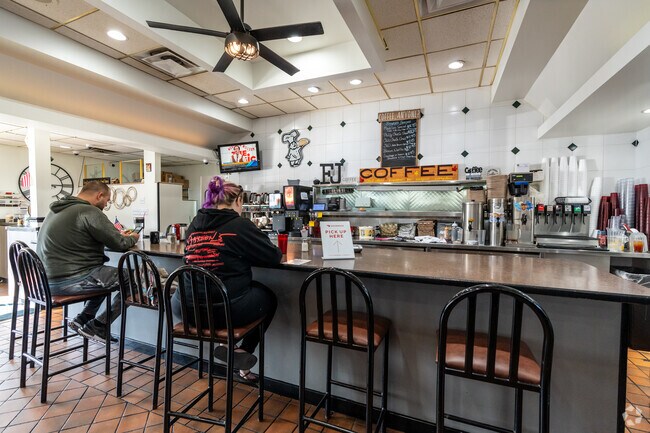 Flap Jacks is a family owned restaurant for breakfast and lunch located in Edgewood.