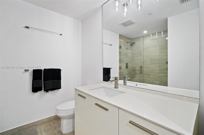 Brickell House unit 1909, Miami, FL 33131 - photo 6