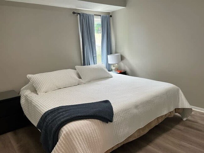 27385 Park Ct unit ID1364147P, Madison Heights, MI 48071 - photo 5