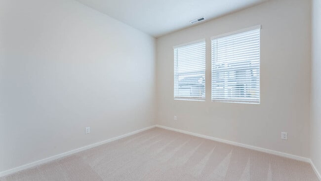 2886 U St, Springfield, OR 97477 - photo 2