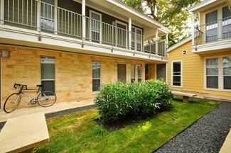 2526 Durwood St, Austin, TX 78704