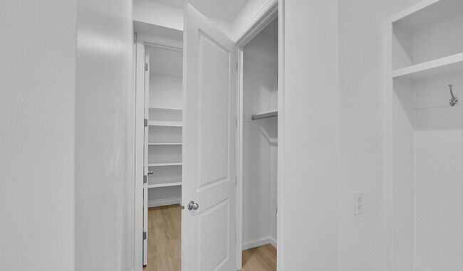 2029 E Burger St, Lake Point, UT 84074 - photo 5