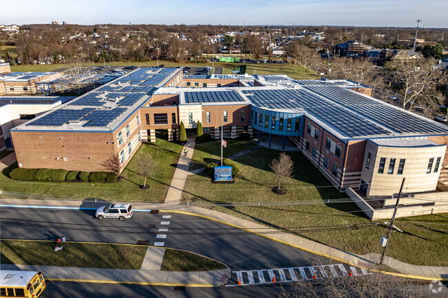 Linwood Middle School educates, inspires, and empowers your child to develop, grow, and succeed.