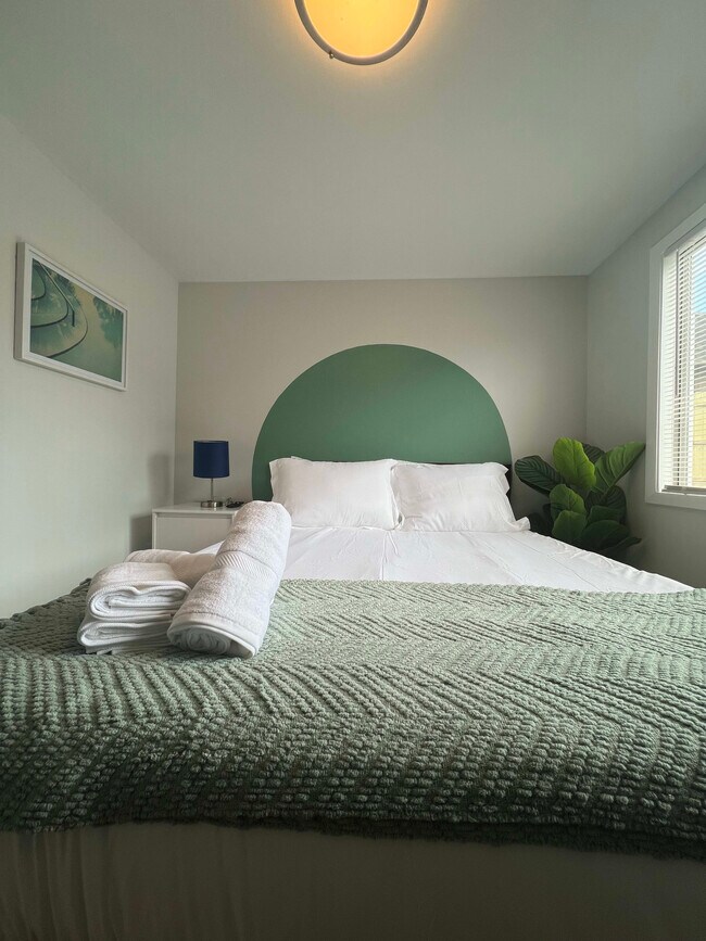 912 E St Charles Rd unit ID1026694P, Lombard, IL 60148 - photo 4