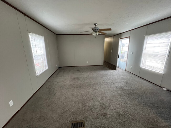 133 Burch St, Hopkinsville, KY 42240 - photo 3